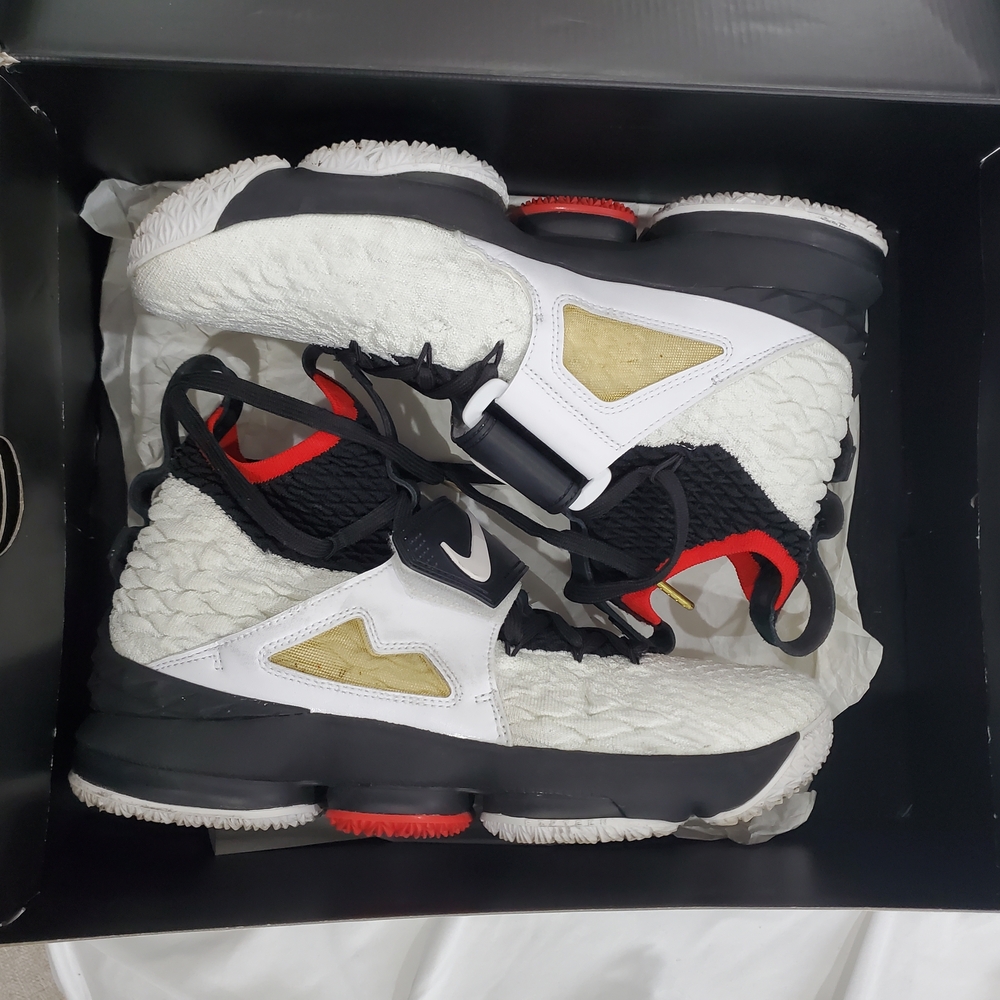 Nike LEBRON XV PRIME - White/Black/Red